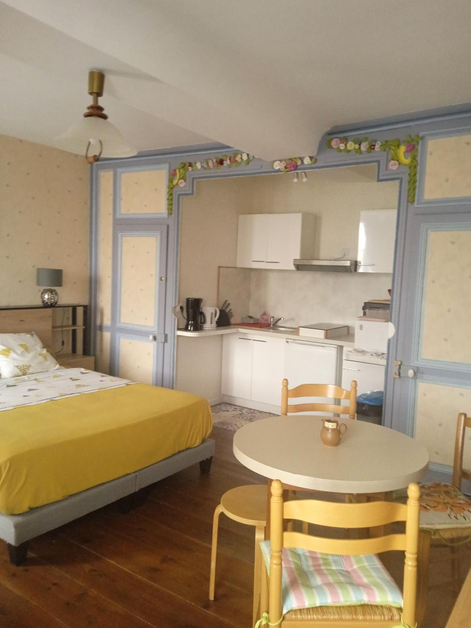 Chambres D'Hotes Les Clematites En Cotentin Saint-Floxel Bagian luar foto